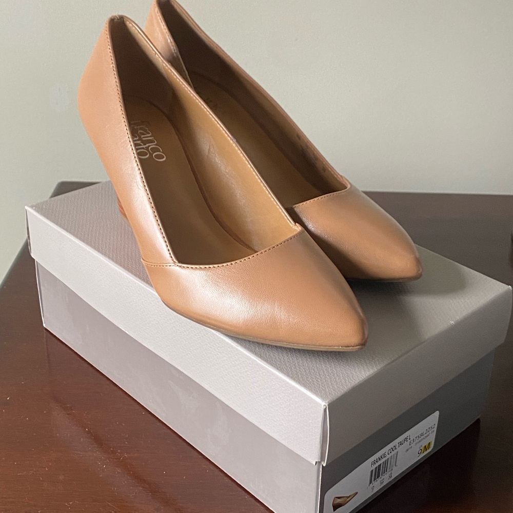 NWOT, Franco Sarto wedge heels